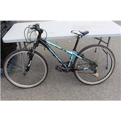 CARRIE FISHER LIGHT BLUE WOMENS MOUNTAIN BIKE
