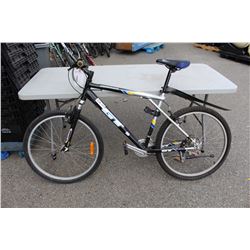 AGGRESSOR GT BLACK YELLOW AND SILVER MENS MOUNTAIN BIKE