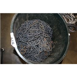 GARBAGE CAN FULL OF CHAIN