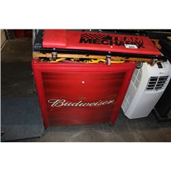 BUDWEISER COOLER WITH AIR HOSES, 2 CREEPERS