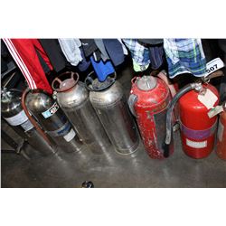 LOT OF VINTAGE FIRE EXTINGUISHERS