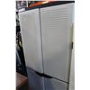 Image 1 : PLASTIC CUPBOARD