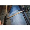 Image 1 : SNOW SHOVEL