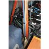 Image 1 : BUNDLE OF SHOVELS BROOM AND PIPE CLEANER