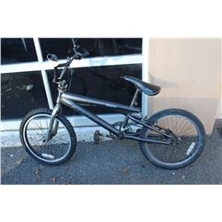 BLACK MAGNA BIKE