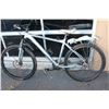 Image 1 : GREY INFINITY BIKE