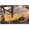 Image 1 : ANTIQUE MAPLE DINING TABLE WITH TWO LEAFS