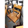 Image 1 : REFINISHED OAK OFFICE CHAIR
