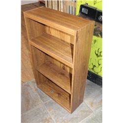 OAK BOOKSHELF