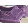 Image 3 : CUSTOM VICTORIAN DESIGNER TUFTED SOFA