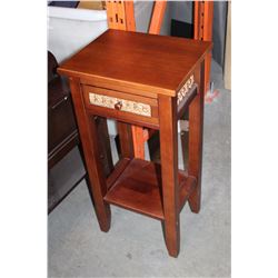 ONE DRAWER DESIGNER NIGHTSTAND