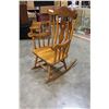Image 2 : LARGE OAK ROCKER