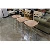 Image 2 : 3 MICROFIBERAND METAL BAR STOOLS