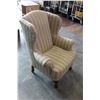 Image 2 : WHITE WING BACK ARMCHAIR AND OTTOMAN