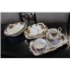 Image 2 : LOT OF ROYAL ALBERT OLD COUNTRY ROSES ACCESSORY PIECES
