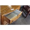 Image 3 : FOUR DRAWER OAK CANADIANA DRESSER