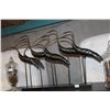 Image 1 : METAL ART BIRD SCULPTURE