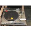 Image 1 : TECHNICS QUARTZ SL1500 TURNTABLE