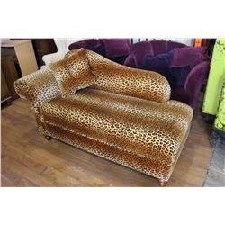 LEOPARD PRINT DIVAN LOUNGE CHAIR