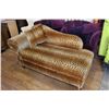Image 1 : LEOPARD PRINT DIVAN LOUNGE CHAIR