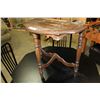 Image 2 : VINTAGE D TABLE