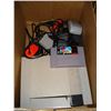 Image 1 : ORIGINAL NINTENDO SOME DAMAGE AND LIGHT GUN