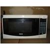 Image 1 : WHITE RCA MICROWAVE