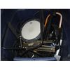 Image 1 : TOTE OF MICROPHONES AND GUITAR CORDS