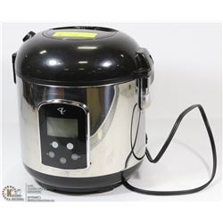 PRESIDENTS CHOICE RICE COOKER.