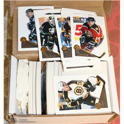 1995-96 SUMMIT HOCKEY CARD SET - 200 TOTAL.