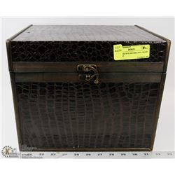 LARGE BROWN DECORATIVE WOOD STORAGE