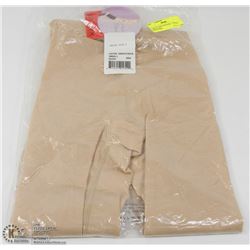 PAIR OF NEW SPANX BRAND CAPRI SMOOTHER,