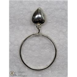29) STERLING SILVER HEART SHAPED DANGLE RING
