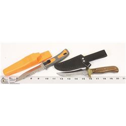 LOT OF 2 ASSORTED HUNTING KNIVES