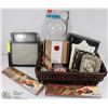 Image 1 : BASKET OF HOUSEWARES INCL SHADOW BOXES & PAPYRUS