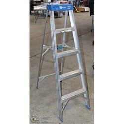REYNOLDS 5 FOOT ALUMINUM STEP-LADDER -