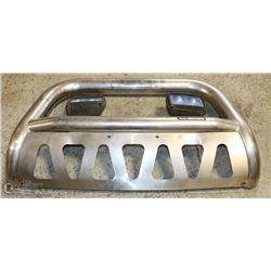 BIG COUNTRY BUSH BUMPER W/ LIGHTS (AUTO )