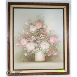 FRAMED OIL PAINTING OF FLORAL ARRANGEMENT SIGNED