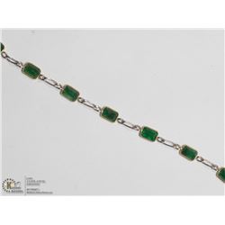 21) 10KT GOLD 10 EMERALD BRACELET