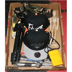 FLAT W/CAMERA TRIPOD, NEW CAMO