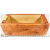 Image 1 : STAINED CEDAR WOOD WINDOW PLANTER