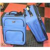 Image 1 : SET OF 2 BLUE WITH BLACK TRIM CARRY-ON