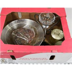 VARIOUS VINTAGE DECOR INCL BONE BOWL, FRUIT BOWL