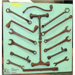 DISPLAY MOUNT OF VINTAGE WRENCHES