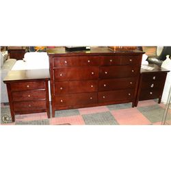 SHOWHOME CHERRY WOOD 8 DRAWER DRESSER