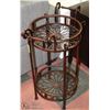 Image 1 : LARGE METAL PLANT STAND WITH DECORATIVE HANDLES