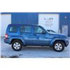 Image 10 : 2010 JEEP LIBERTY SPORT
