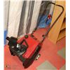 Image 1 : RED TORO GAS SNOWBLOWER