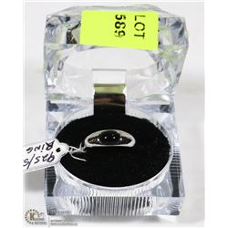 #4) STERLING .925 SILVER ONYX STONE RING SIZE 7