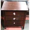 Image 1 : CHERRYWOOD 2 DRAWER NIGHTSTAND